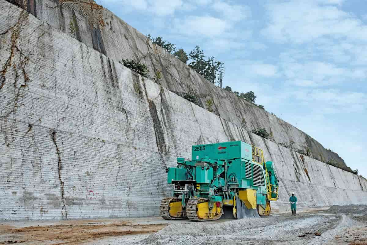  Extraction of building stone from mines with amazing methods 