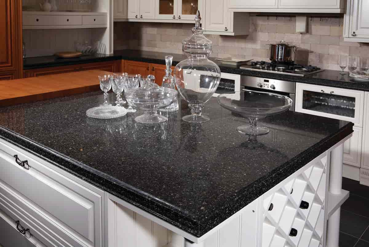  Black quartz countertops price in different countries 